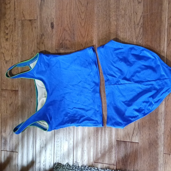 Swimsuit - Picture 2 of 4